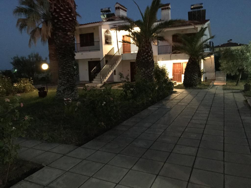 Santa Catalina Apartment Kalyves Polygyrou Exterior foto