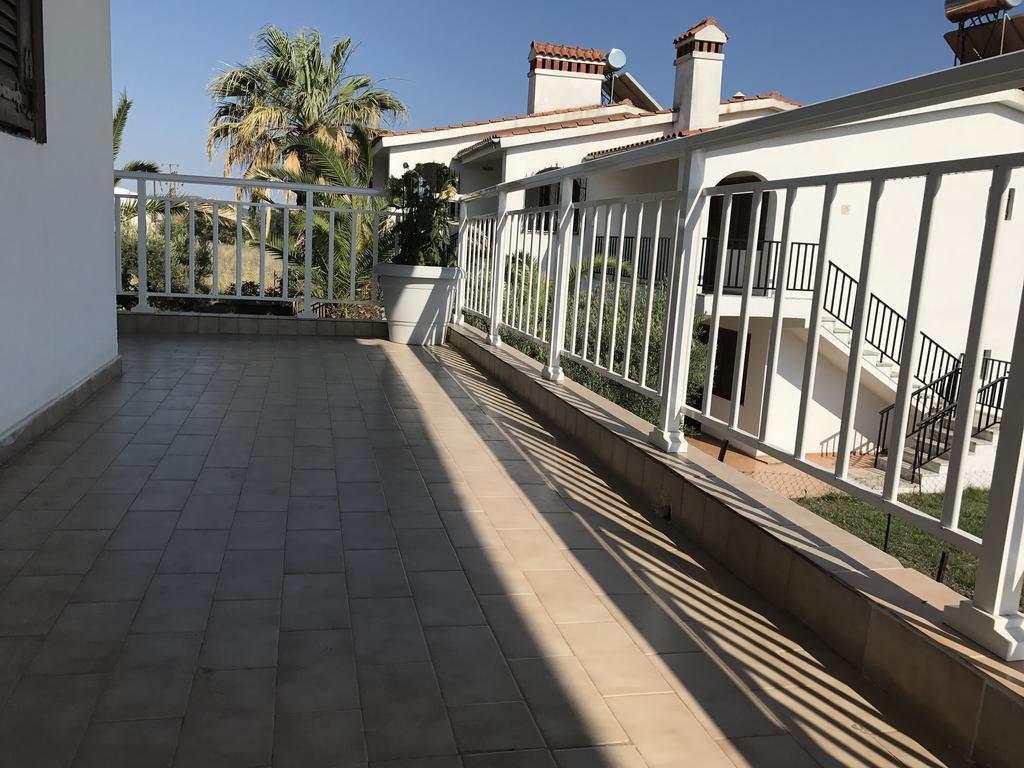 Santa Catalina Apartment Kalyves Polygyrou Exterior foto